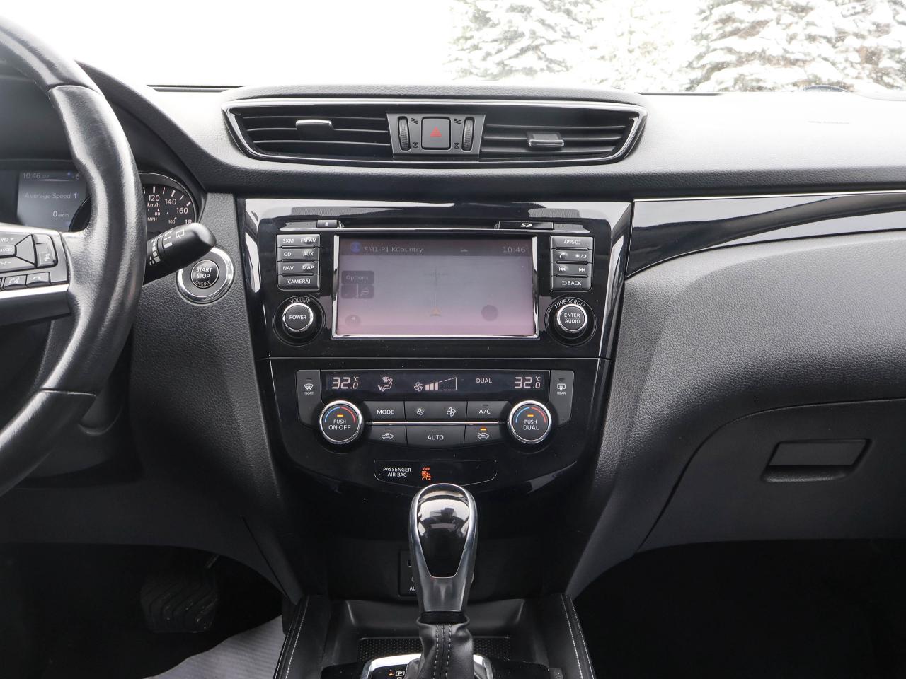 2017 Nissan Qashqai SL Photo