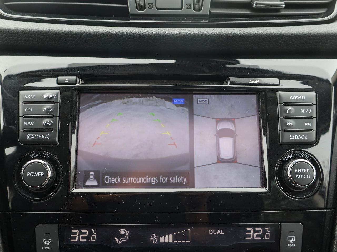 2017 Nissan Qashqai SL Photo