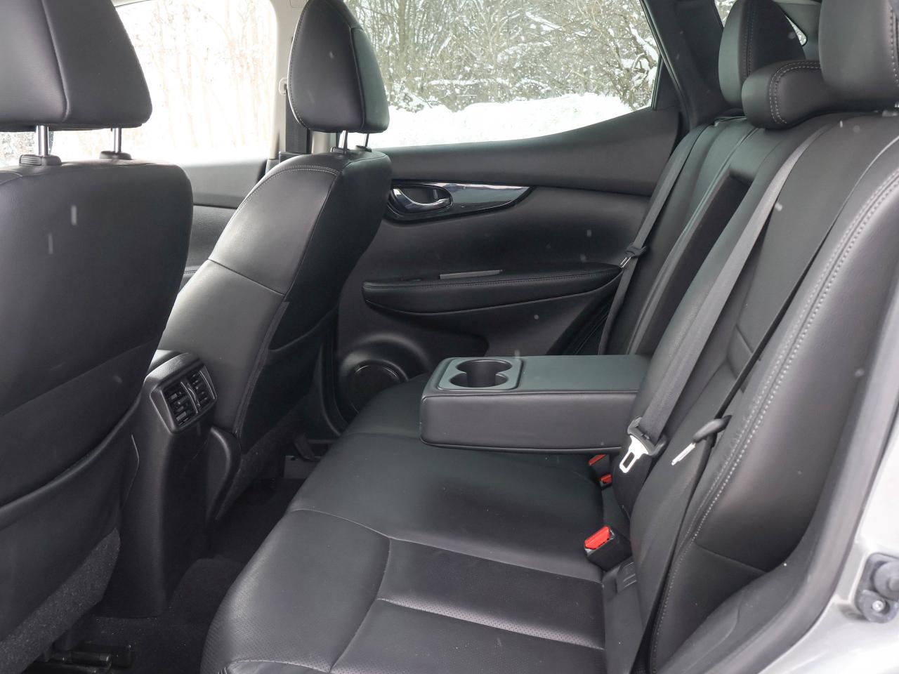 2017 Nissan Qashqai SL Photo