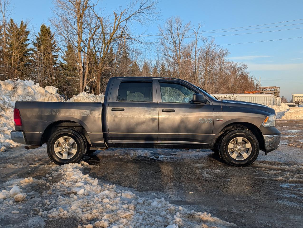 2018 RAM 1500 ST Photo