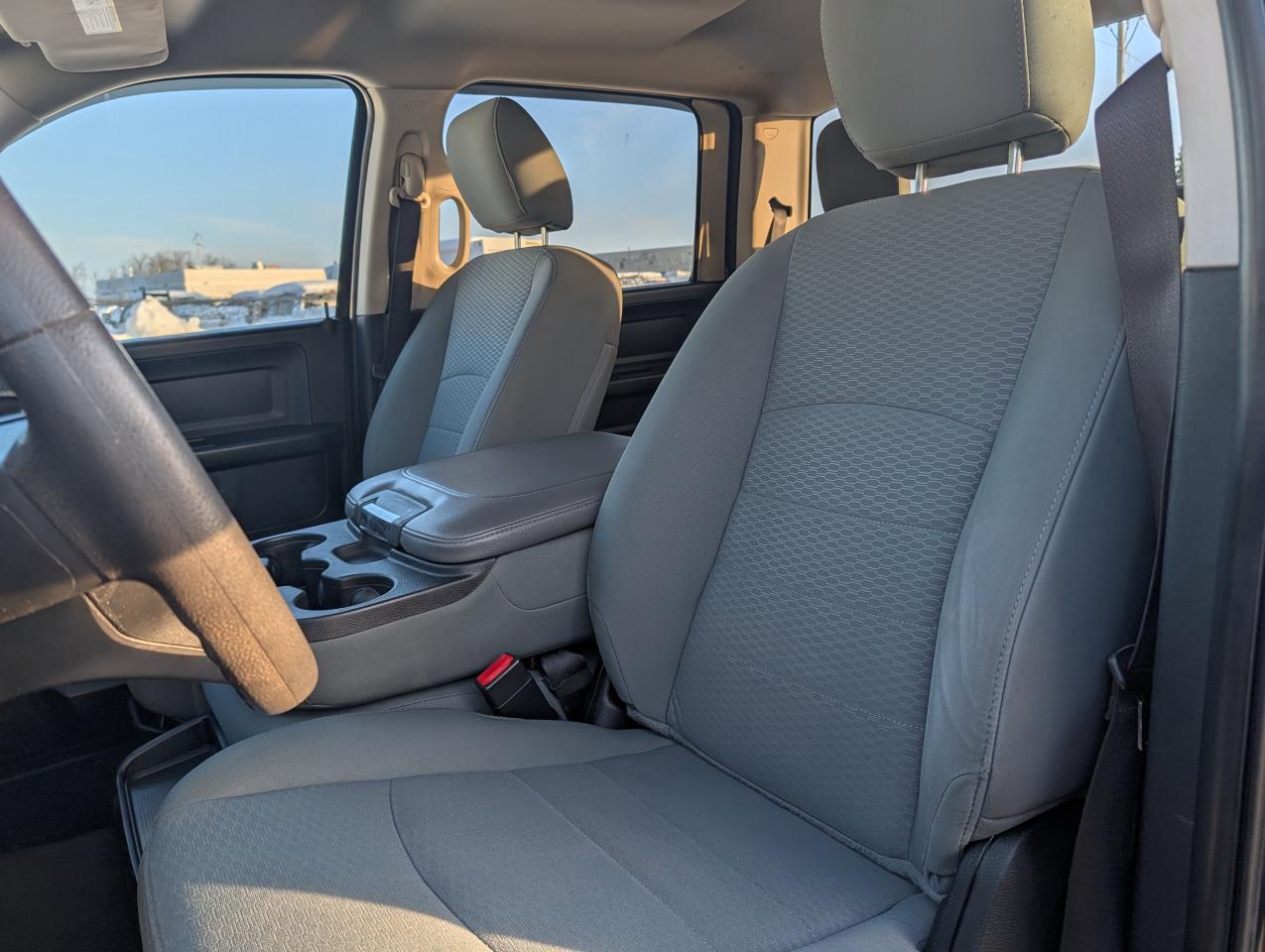 2018 RAM 1500 ST Photo