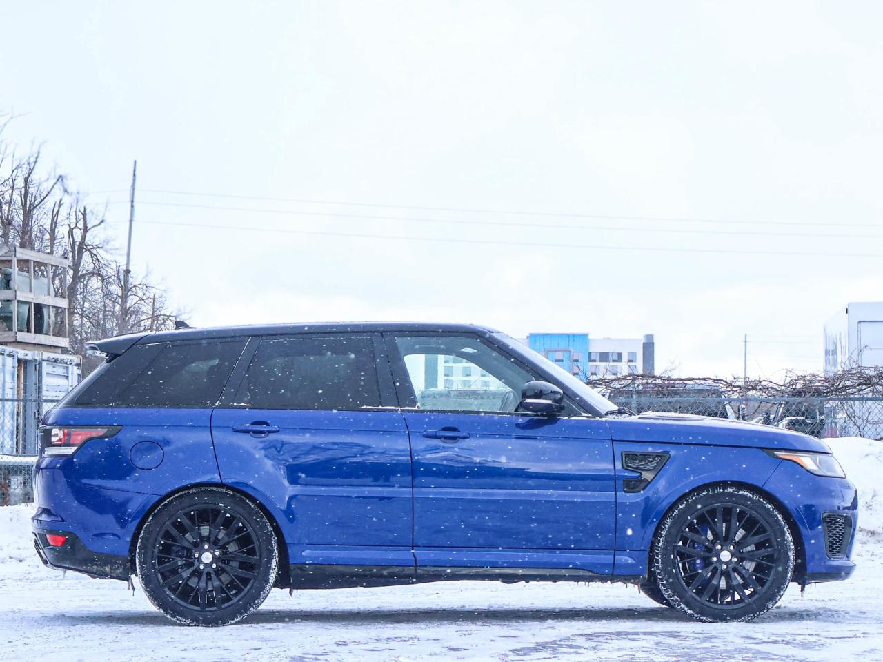 2016 Range Rover Sport V8 SVR Photo3