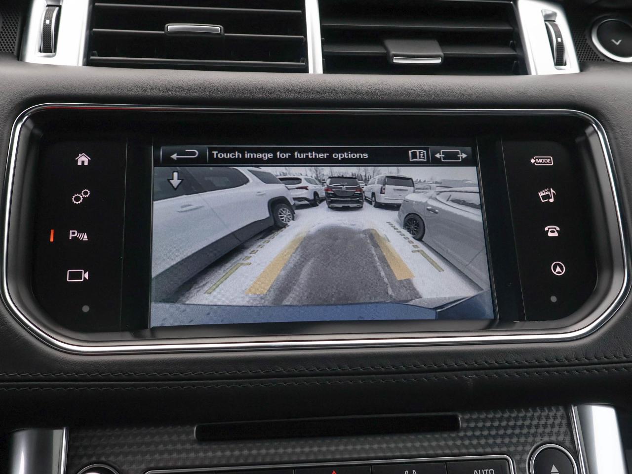 2016 Range Rover Sport V8 SVR Photo