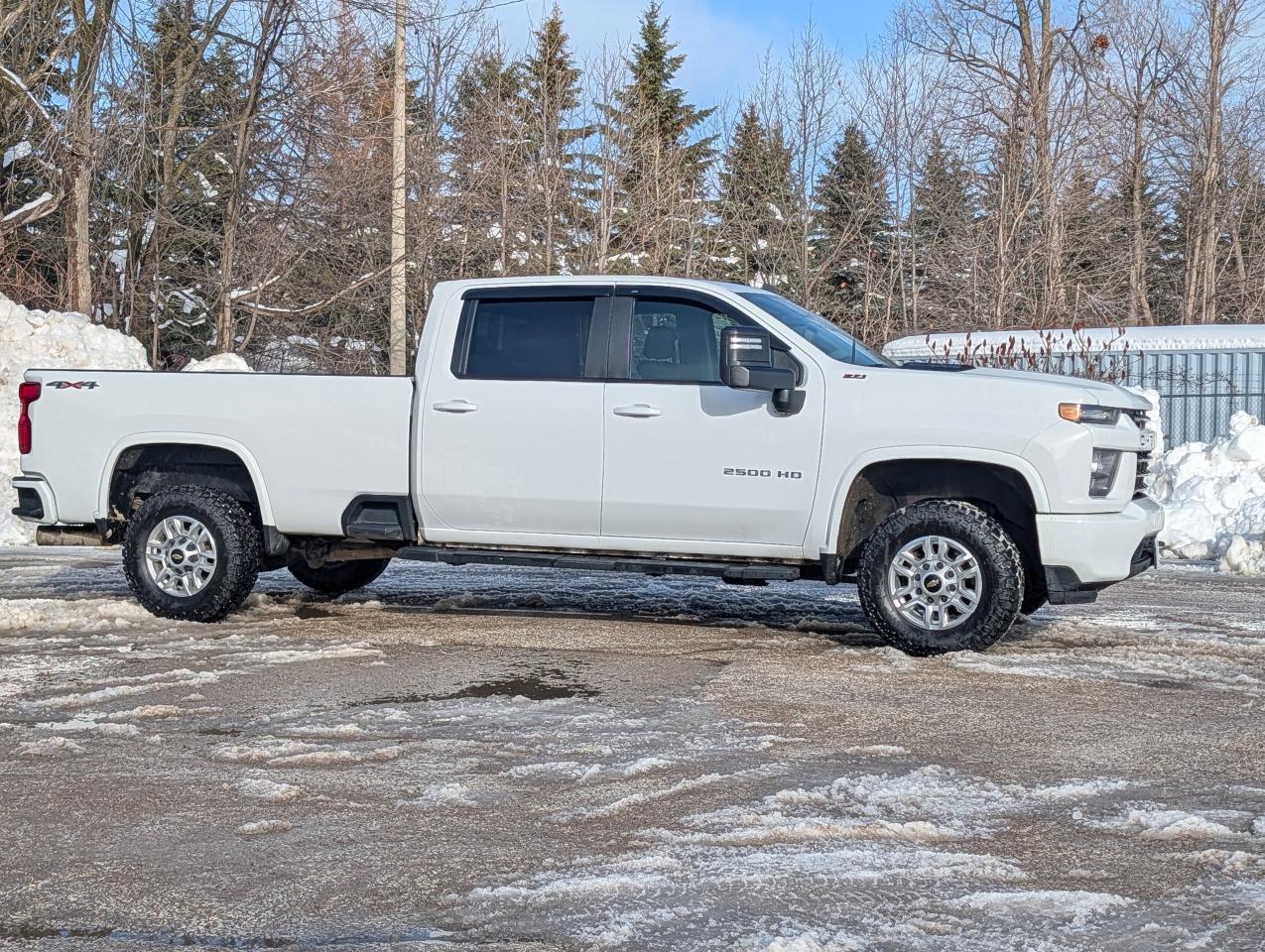 2021 Chevrolet SILVERADO 2500HD LT Photo