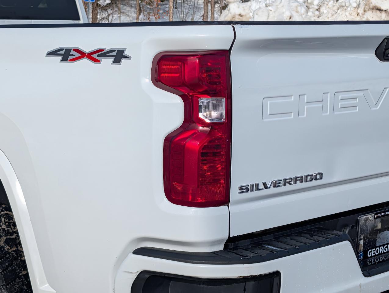 2021 Chevrolet SILVERADO 2500HD LT Photo