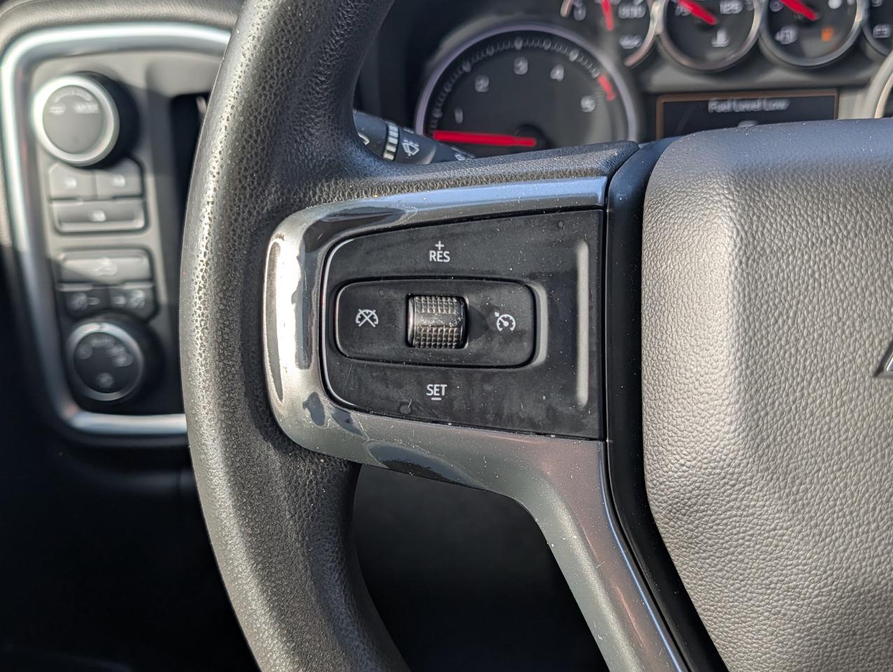 2021 Chevrolet SILVERADO 2500HD LT Photo