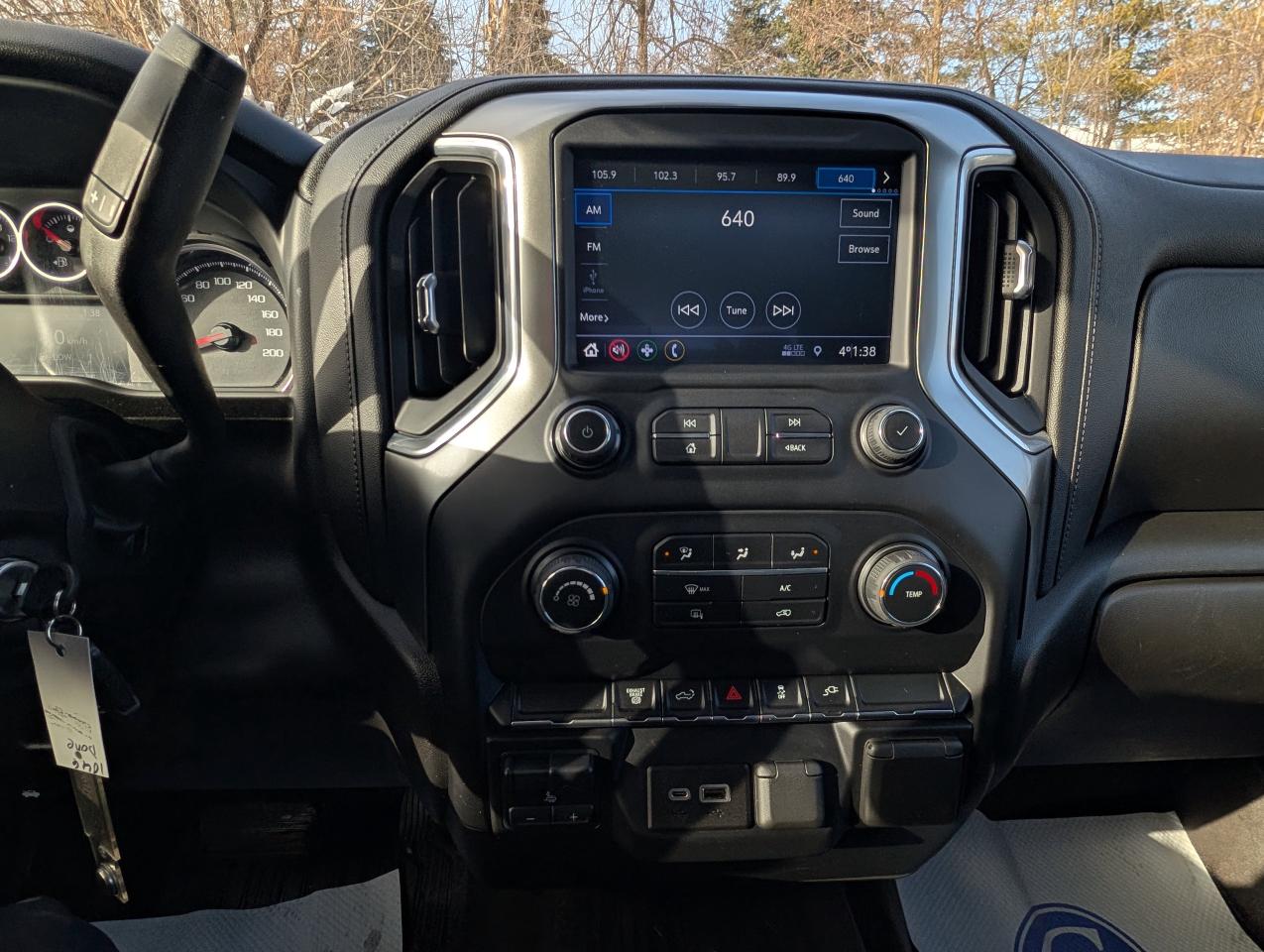2021 Chevrolet SILVERADO 2500HD LT Photo