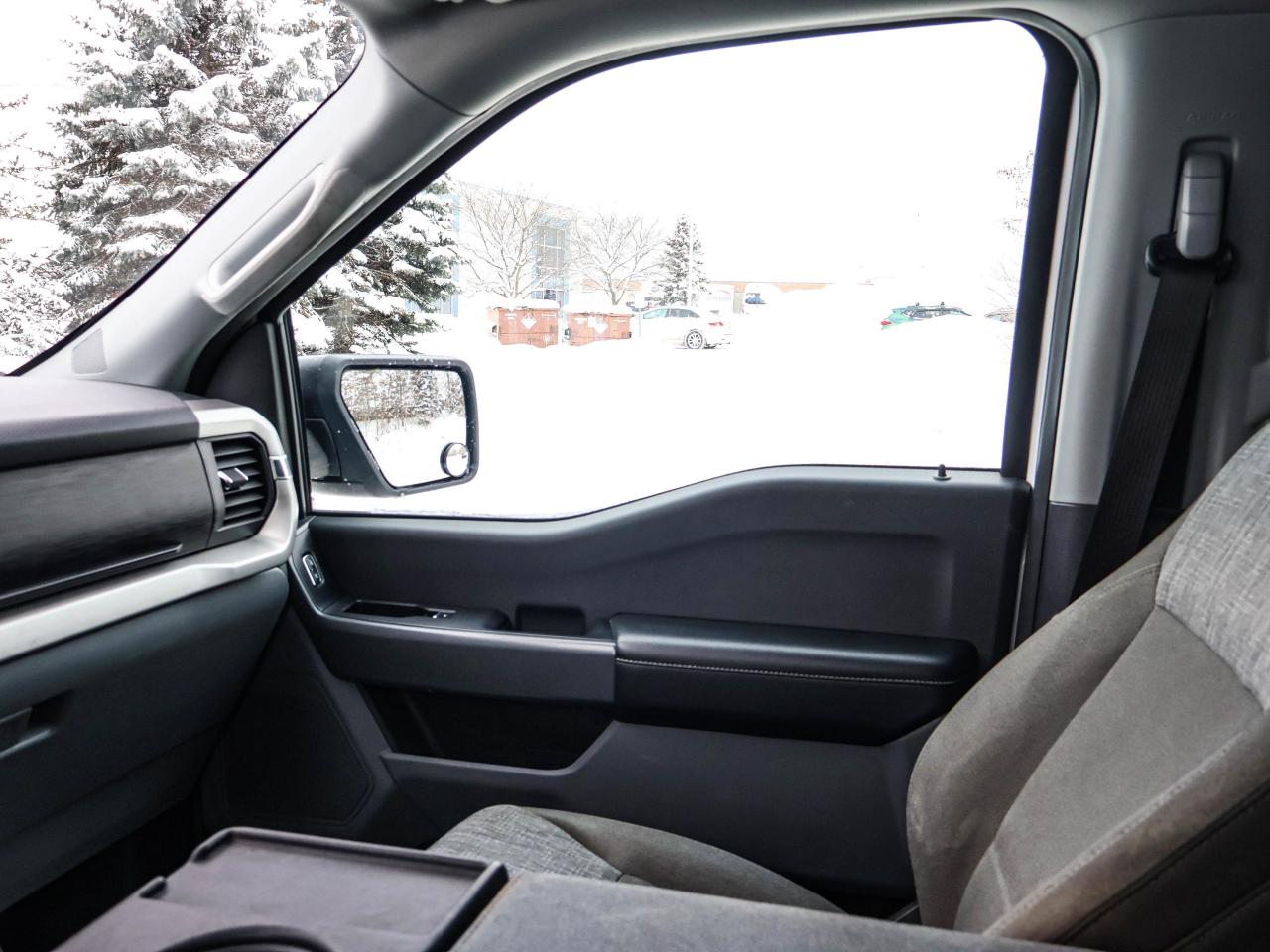 2022 Ford F-150 XLT Photo