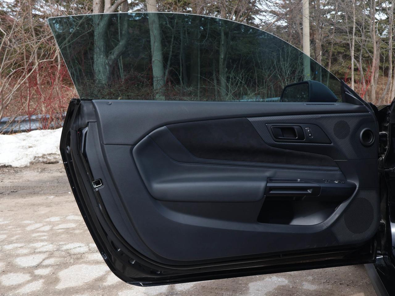 2024 Ford Mustang Dark Horse Photo