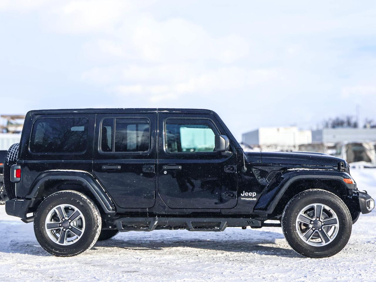 2021 Jeep Wrangler Unlimited Sahara Photo