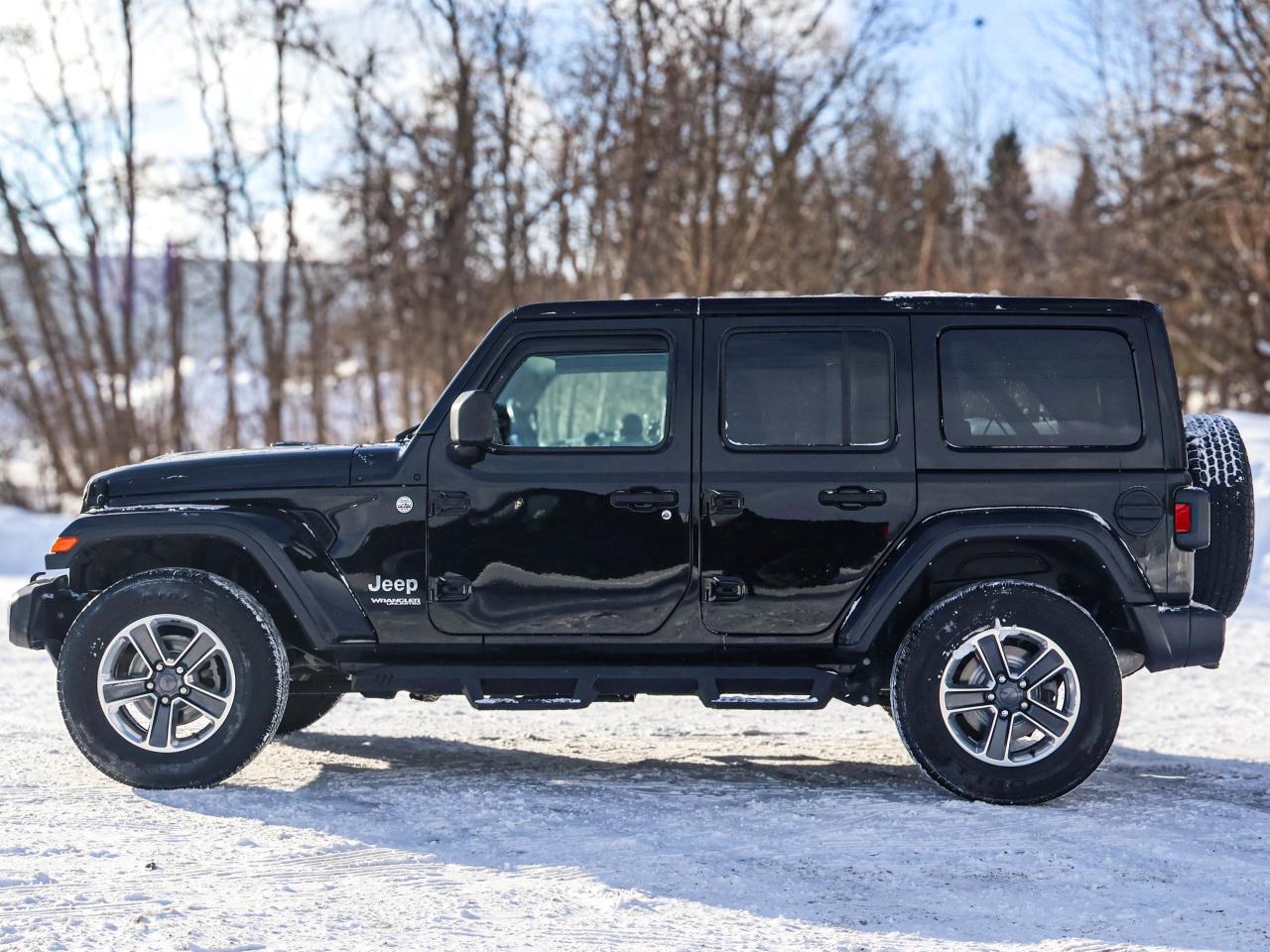 2021 Jeep Wrangler Unlimited Sahara Photo