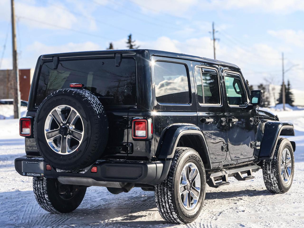 2021 Jeep Wrangler Unlimited Sahara Photo