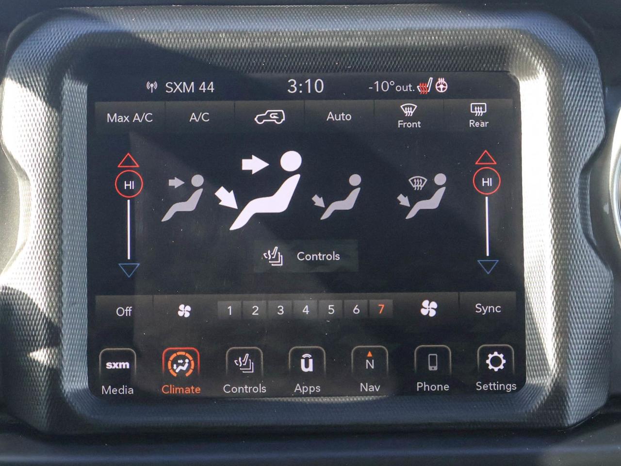 2021 Jeep Wrangler Unlimited Sahara Photo