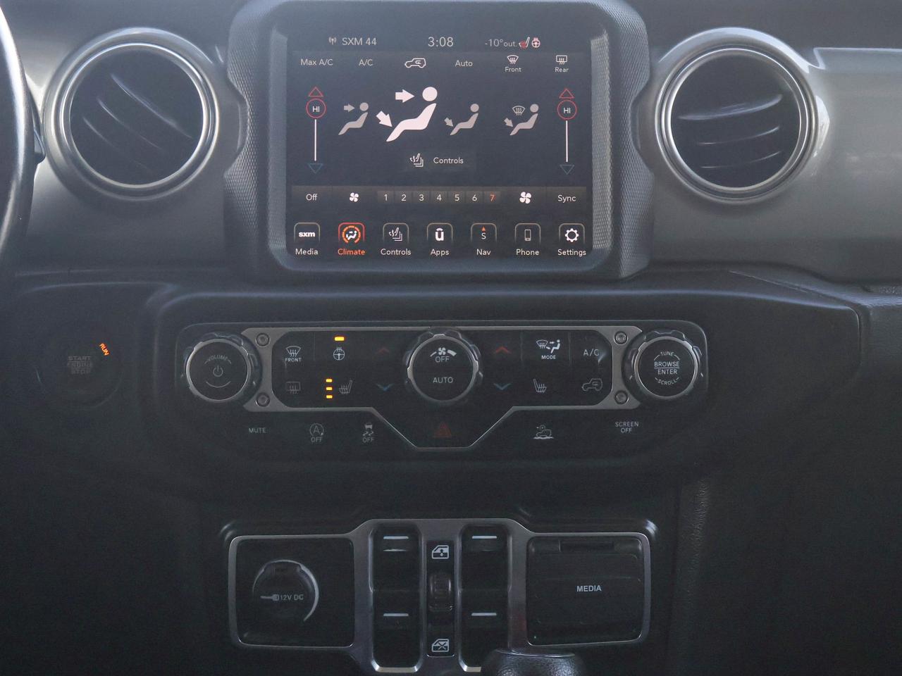 2021 Jeep Wrangler Unlimited Sahara Photo