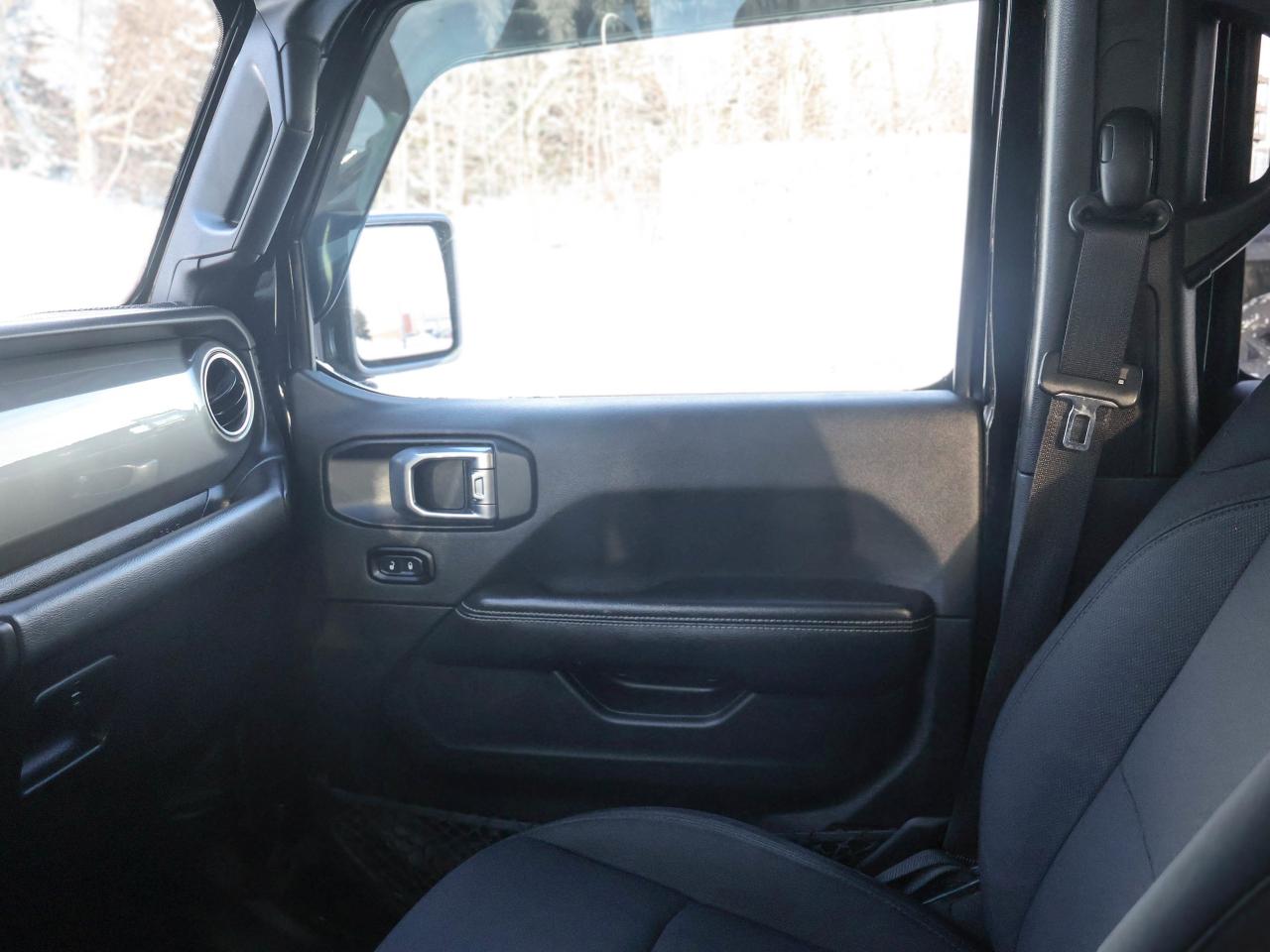 2021 Jeep Wrangler Unlimited Sahara Photo