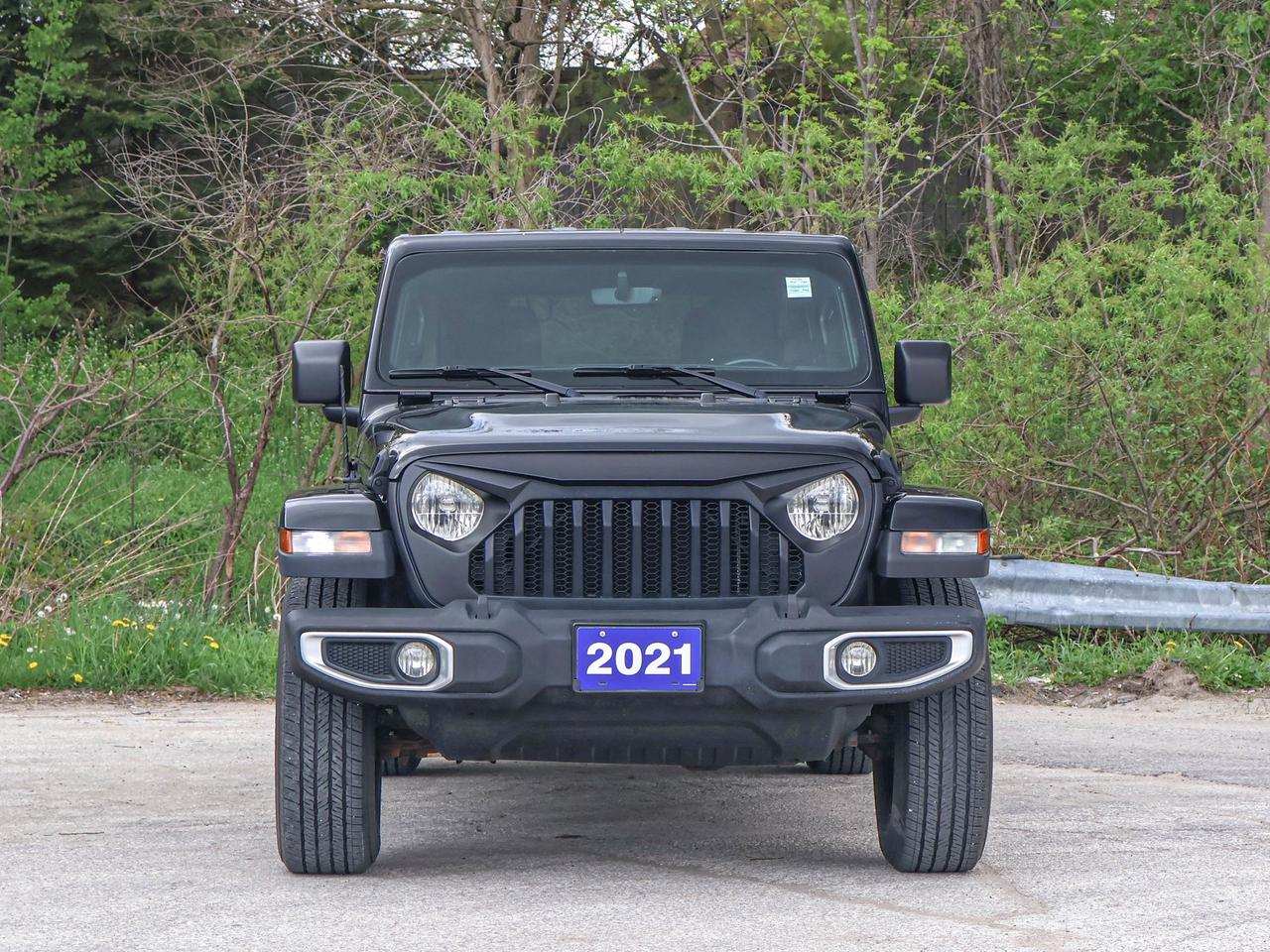 2021 Jeep Wrangler Unlimited Sahara Photo