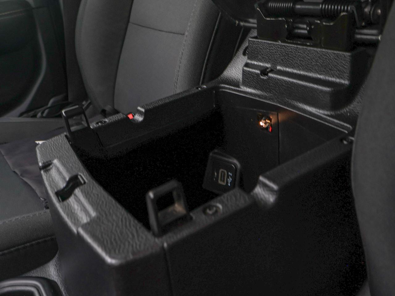 2021 Jeep Wrangler Unlimited Sahara Photo
