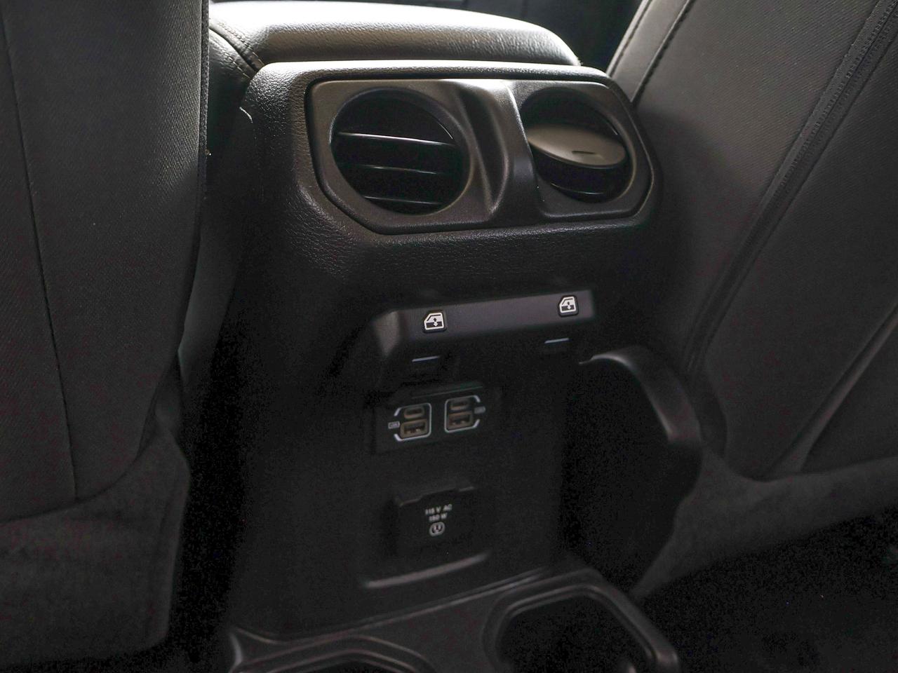 2021 Jeep Wrangler Unlimited Sahara Photo