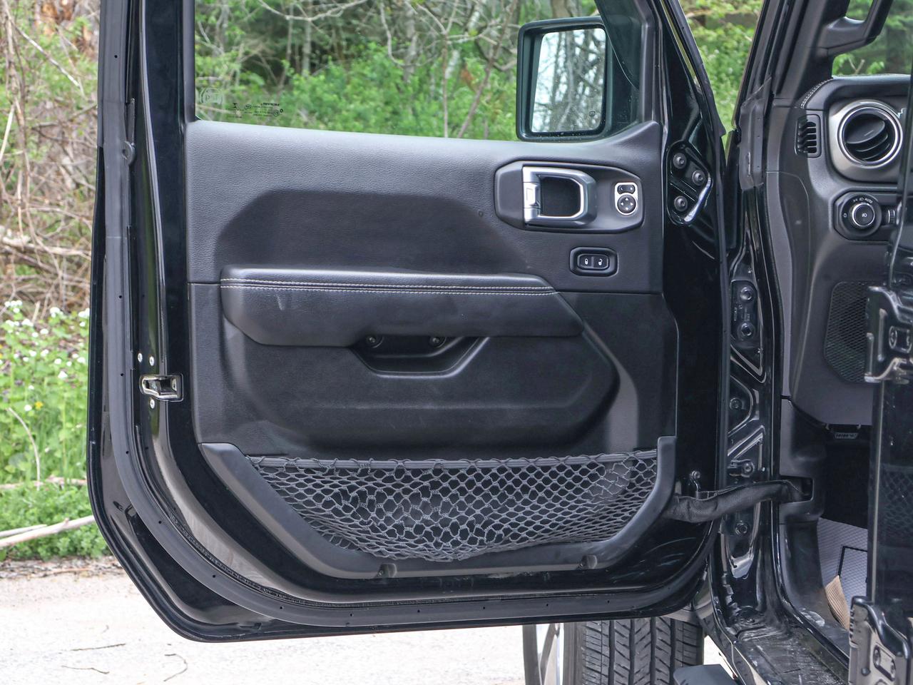 2021 Jeep Wrangler Unlimited Sahara Photo