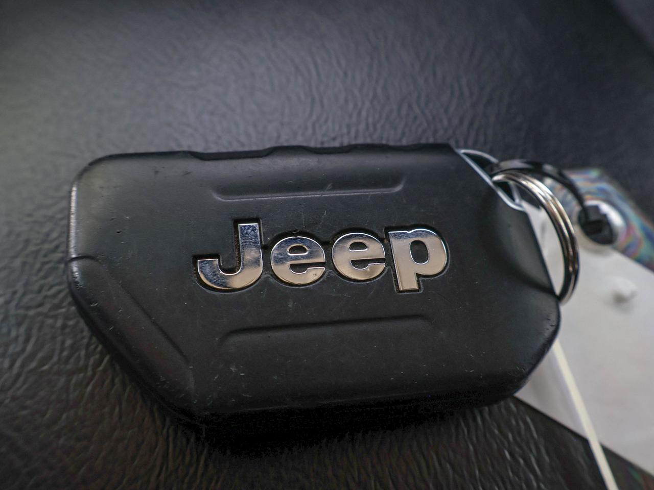 2021 Jeep Wrangler Unlimited Sahara Photo