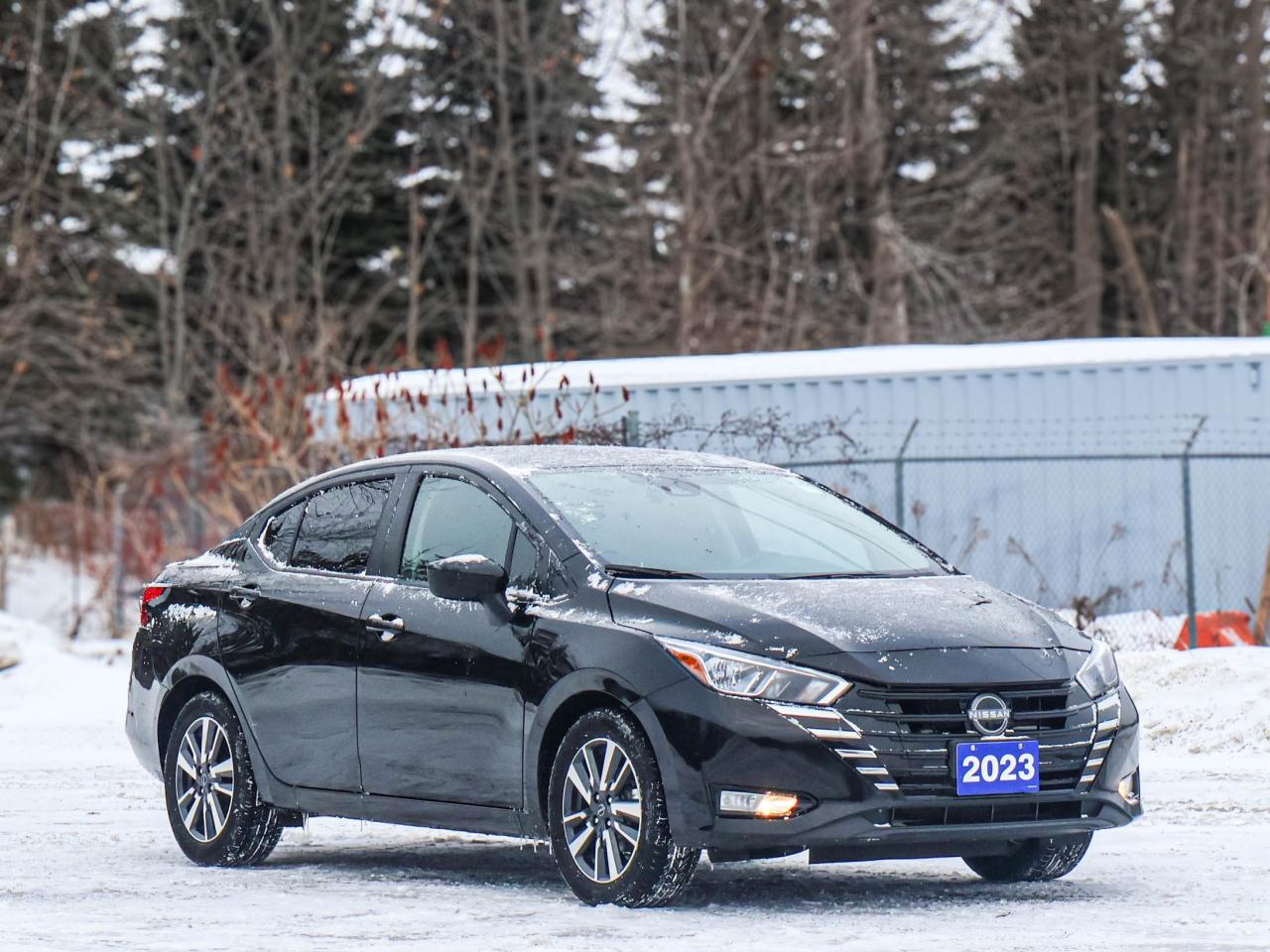 2023 Nissan Versa SV Photo2