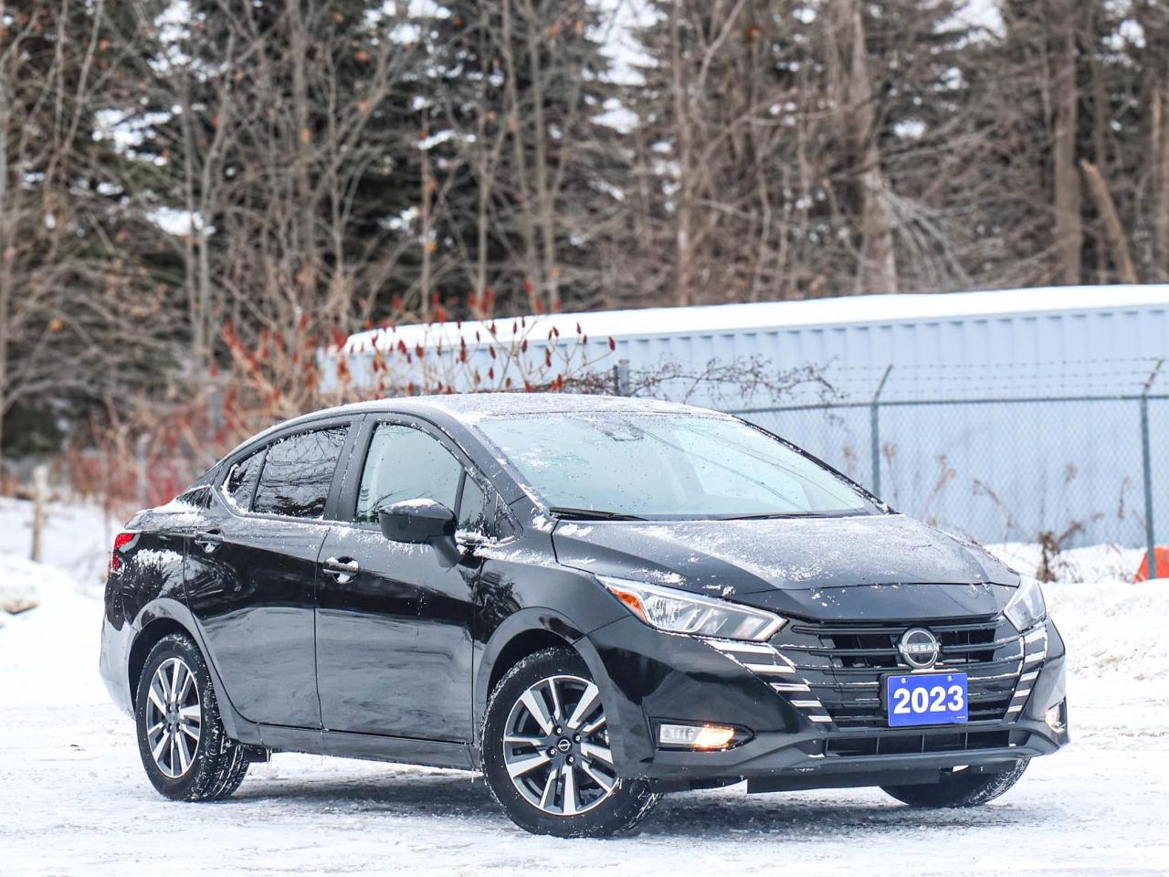 2023 Nissan Versa SV Photo