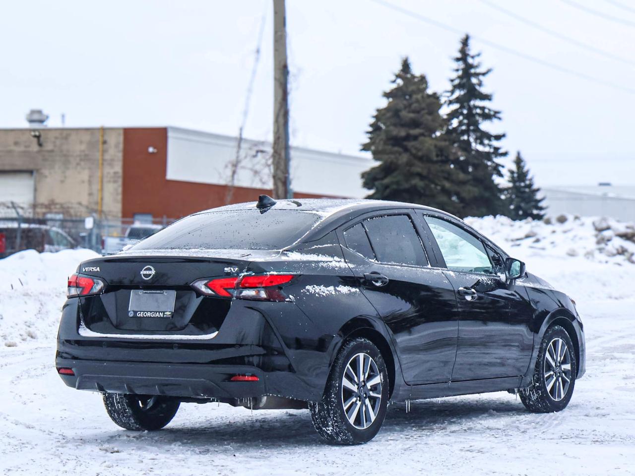 2023 Nissan Versa SV Photo