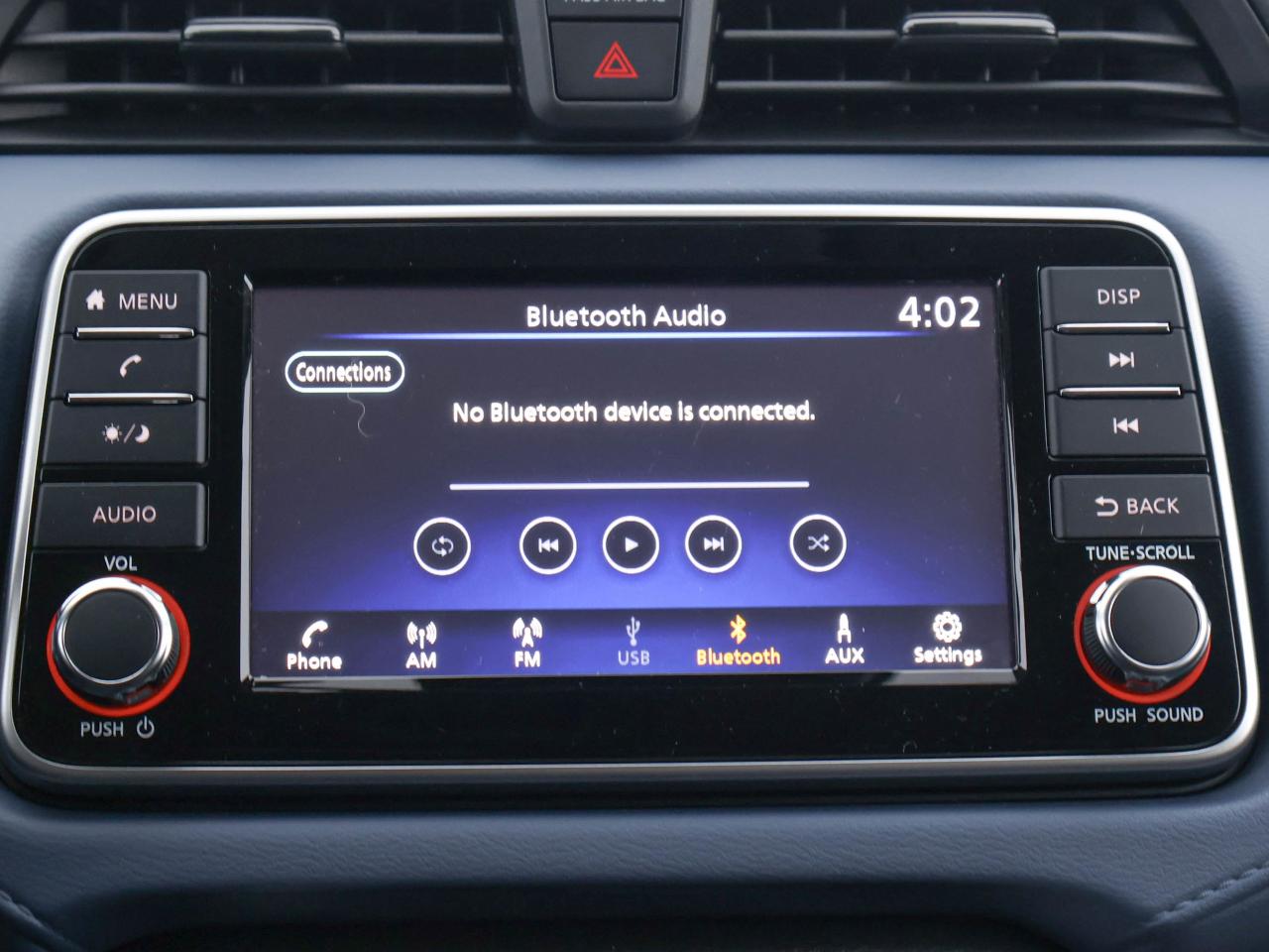 2023 Nissan Versa SV Photo