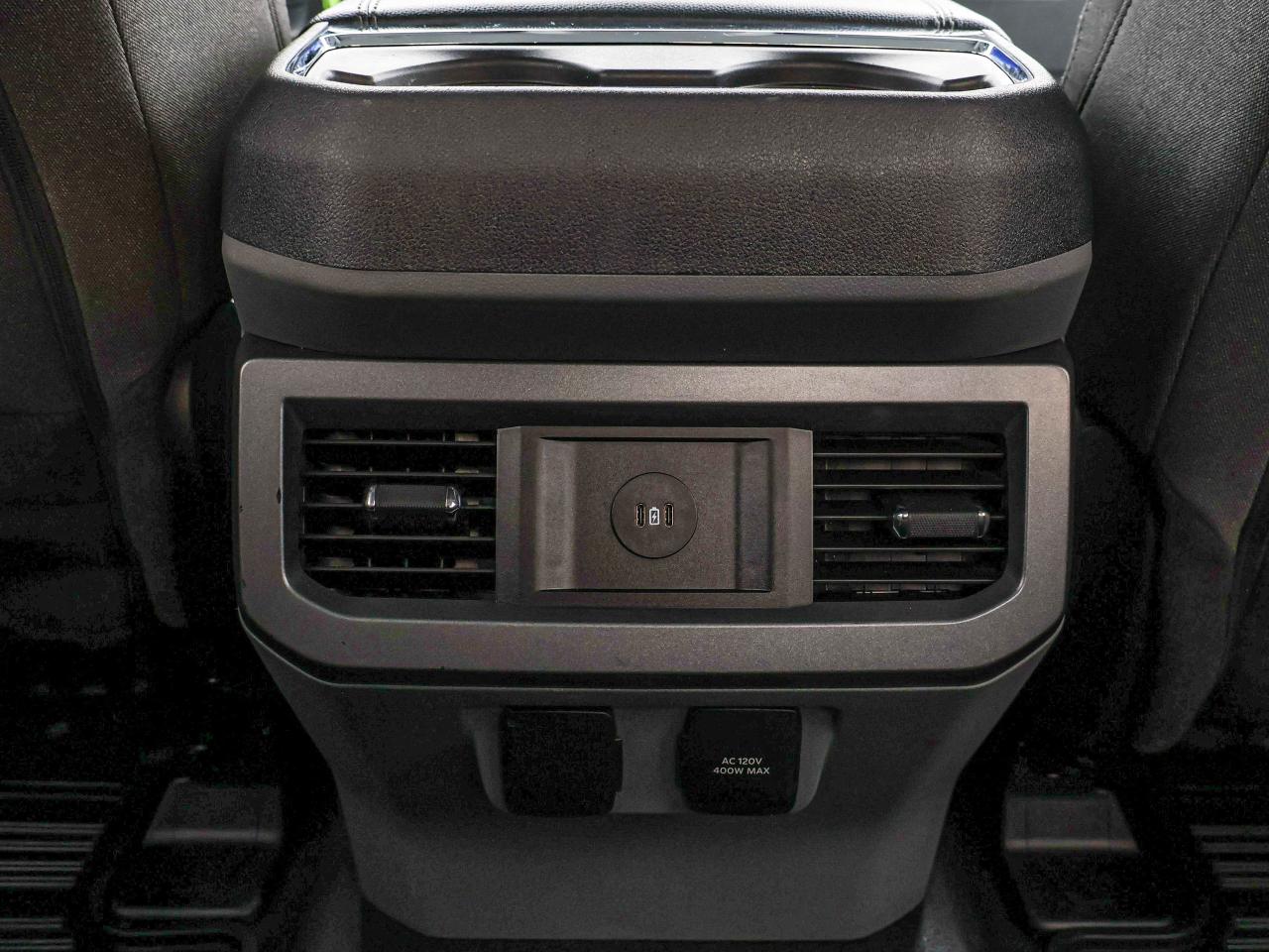 2023 Ford SUPER DUTY F-350 SRW XLT Photo