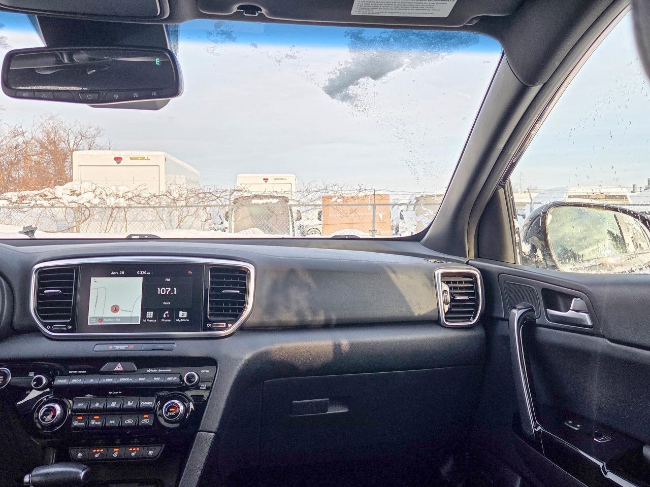 2022 Kia Sportage SX Photo