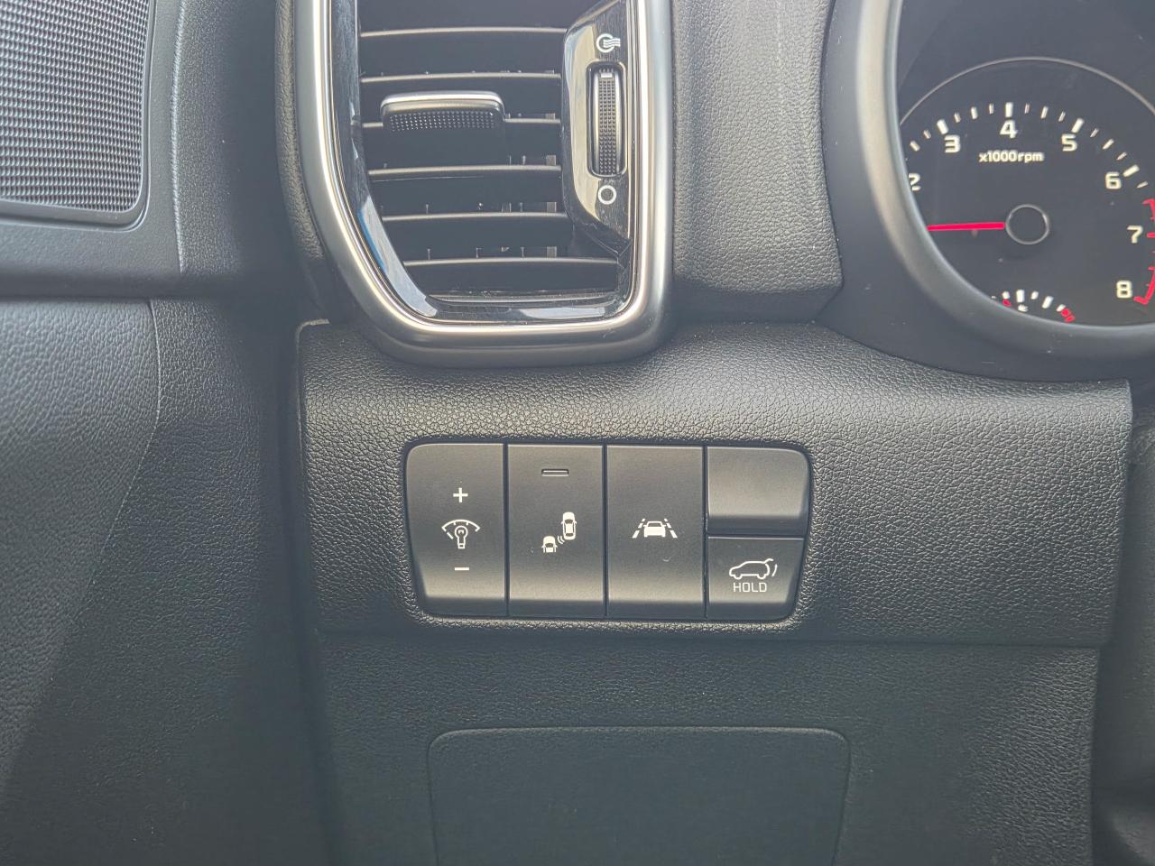 2022 Kia Sportage SX Photo