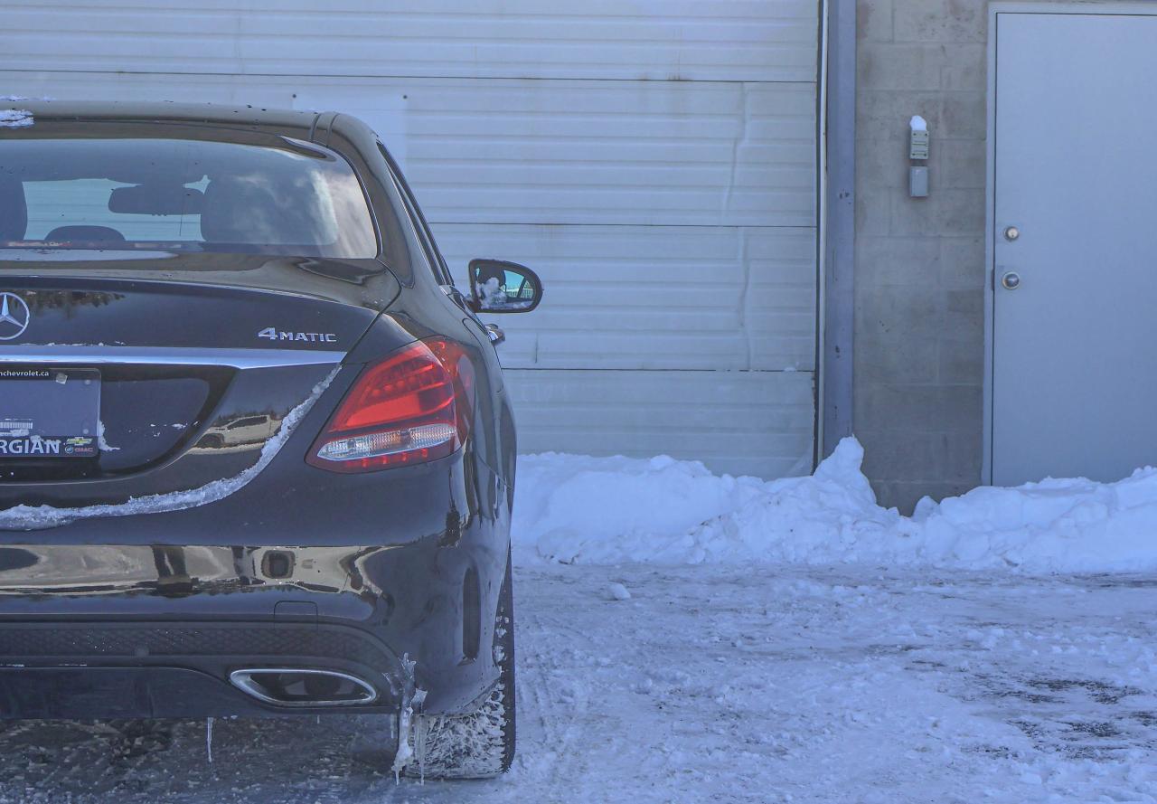 2016 Mercedes-Benz C-Class C 300 Photo