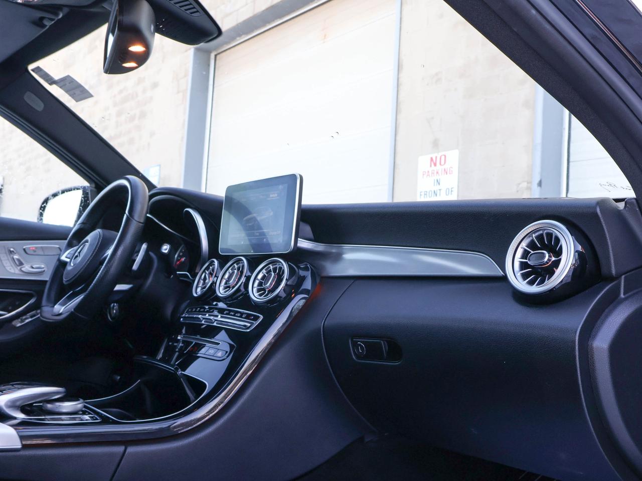 2016 Mercedes-Benz C-Class C 300 Photo