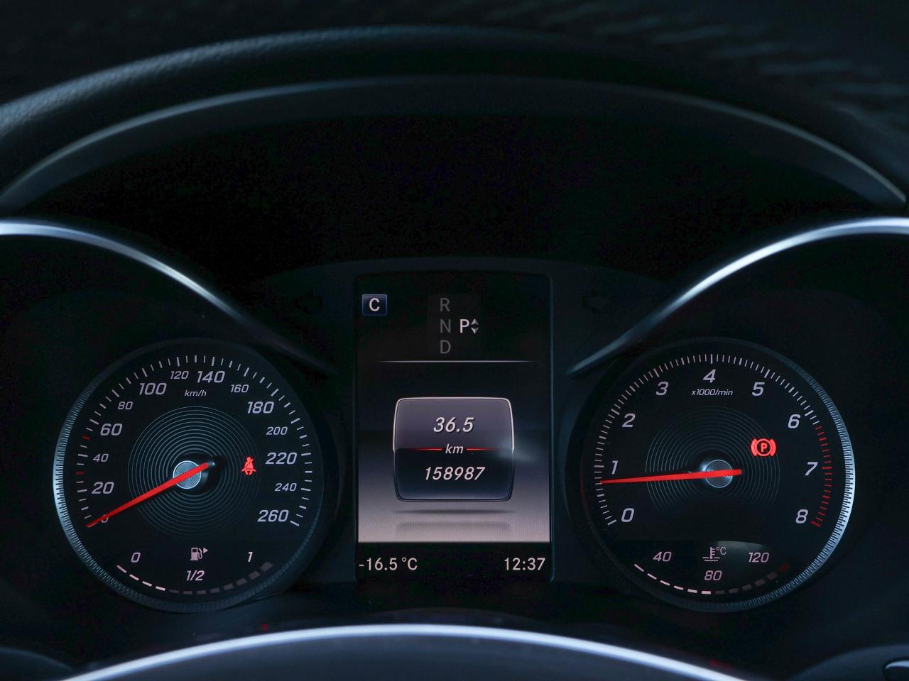 2016 Mercedes-Benz C-Class C 300 Photo