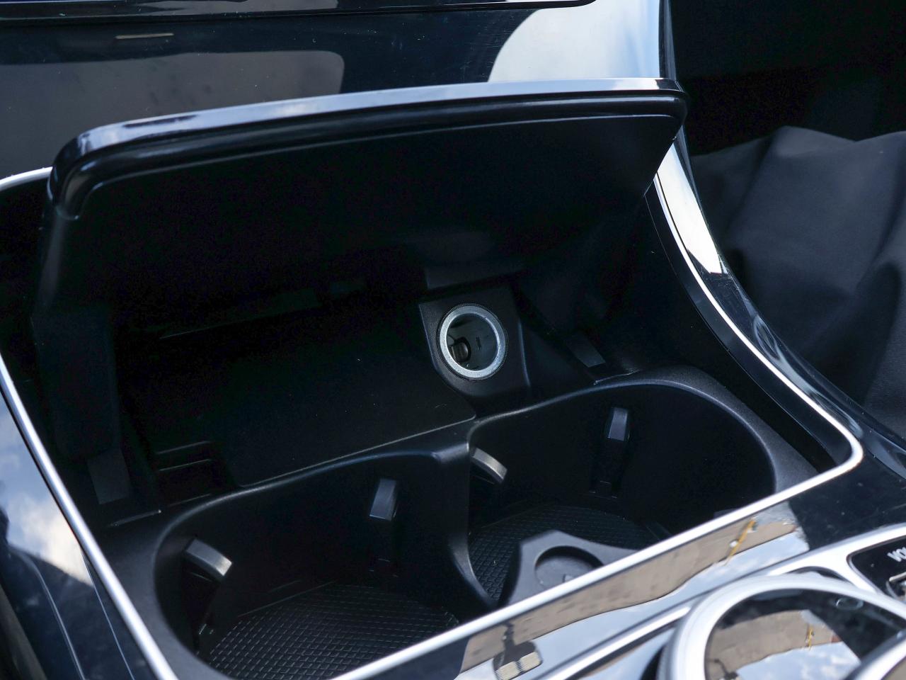 2016 Mercedes-Benz C-Class C 300 Photo