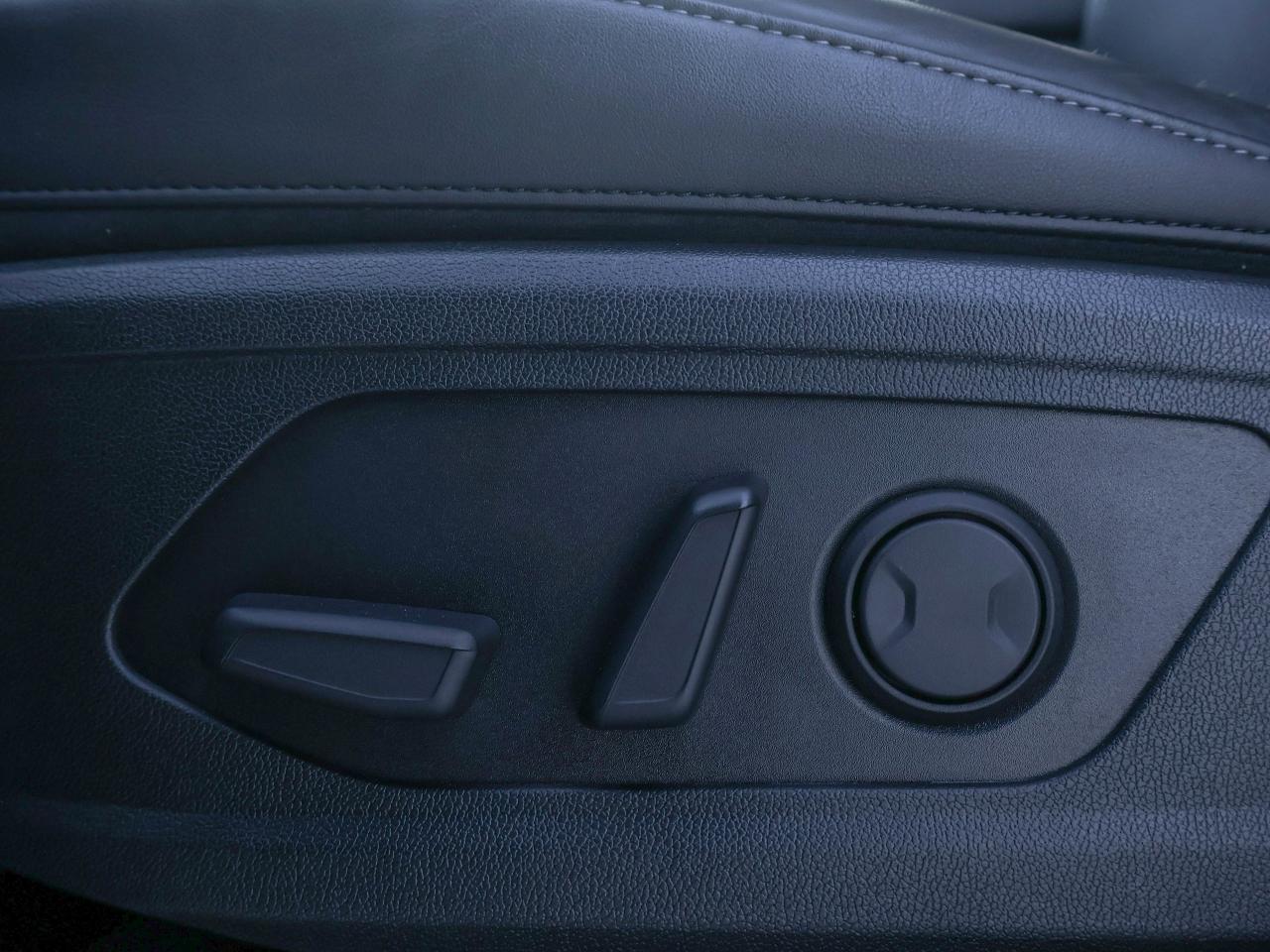 2024 Kia Sorento EX Photo