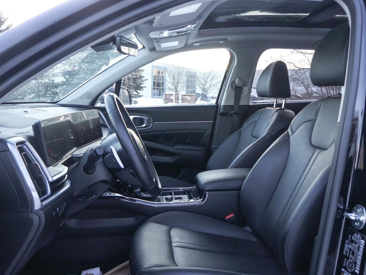 2024 Kia Sorento EX Photo