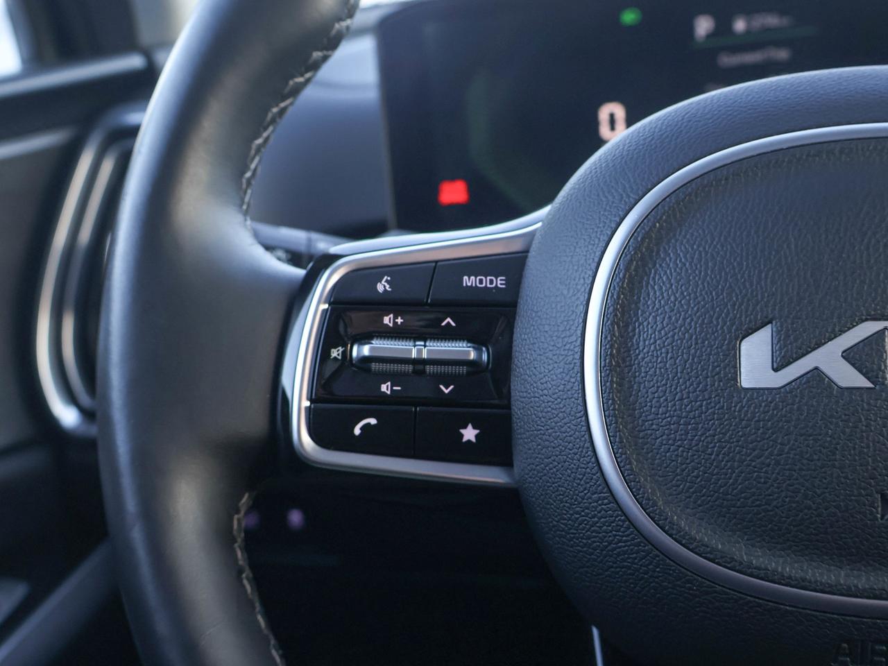 2024 Kia Sorento EX Photo