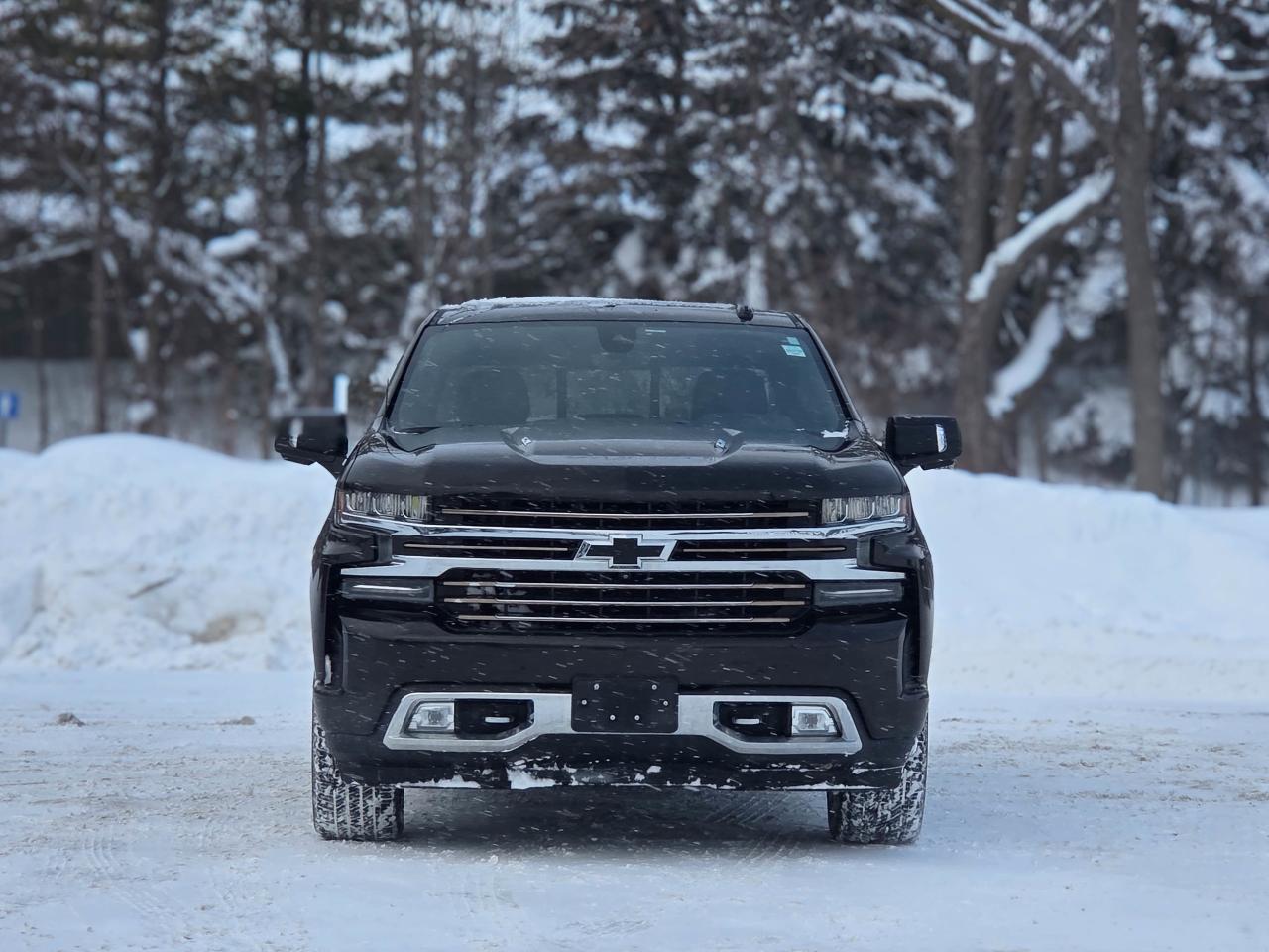 2019 Chevrolet Silverado 1500 High Country Photo