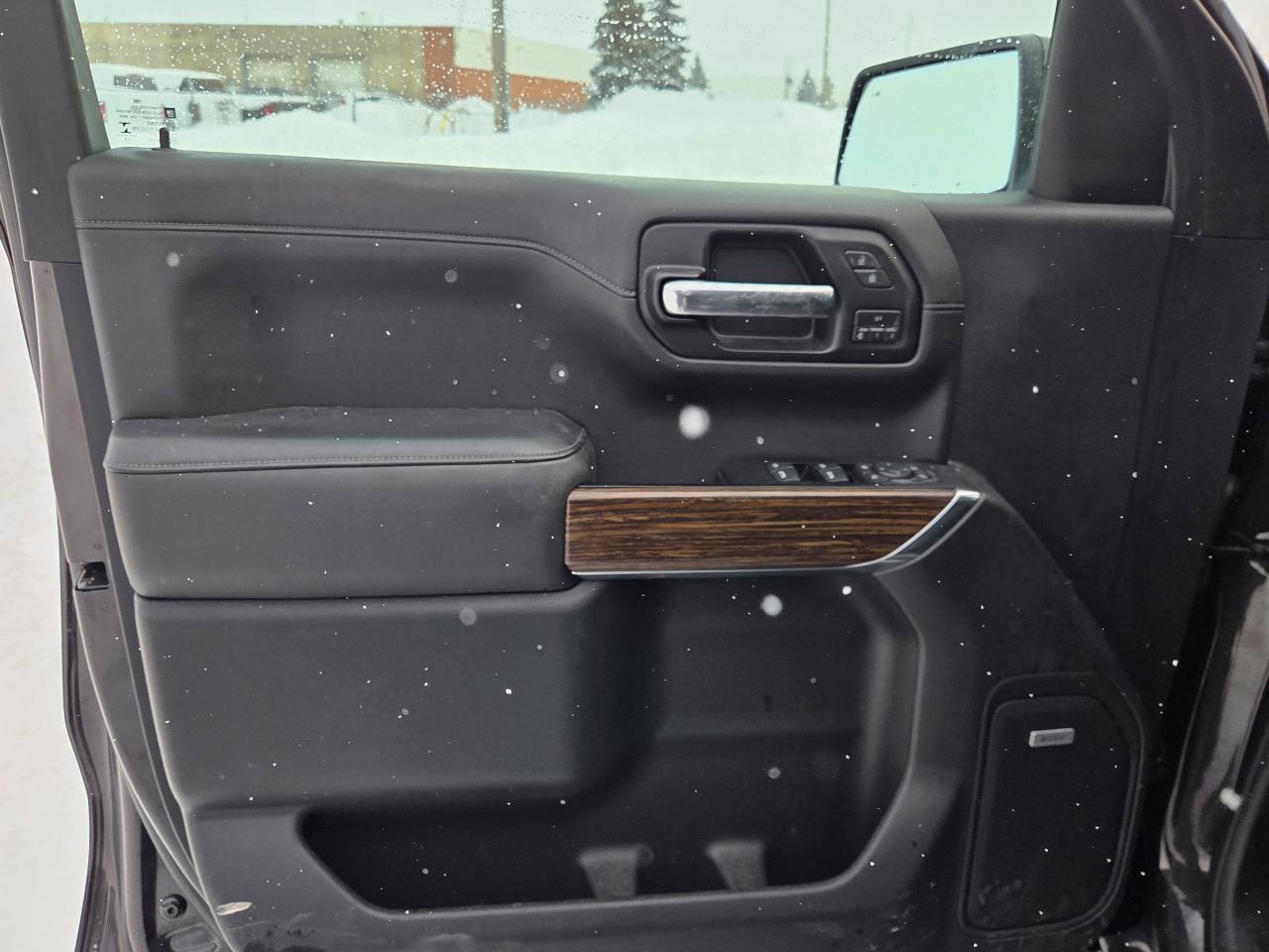 2019 Chevrolet Silverado 1500 High Country Photo