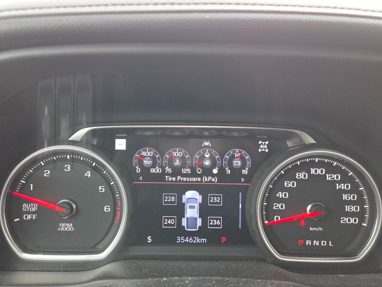 2019 Chevrolet Silverado 1500 High Country Photo