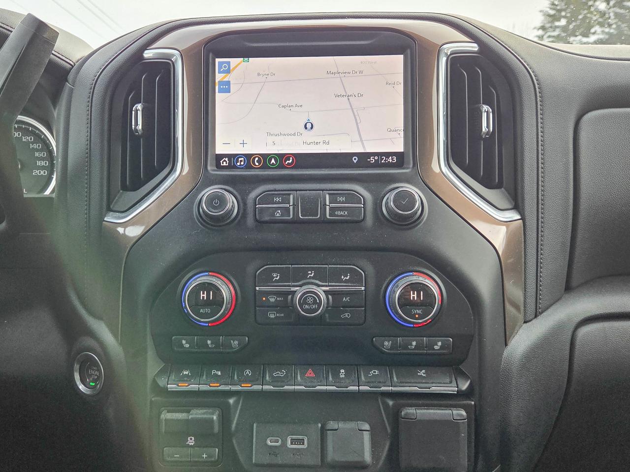 2019 Chevrolet Silverado 1500 High Country Photo