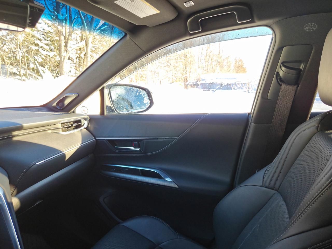 2023 Toyota Venza LIMITED Photo