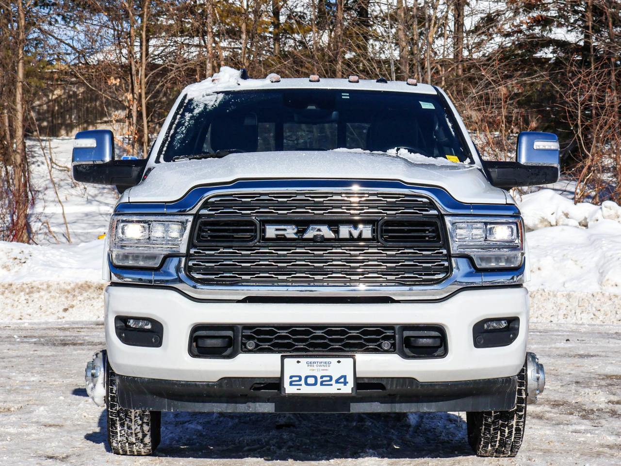 2024 RAM 3500 Limited Photo