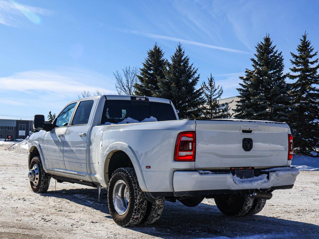 2024 RAM 3500 Limited Photo