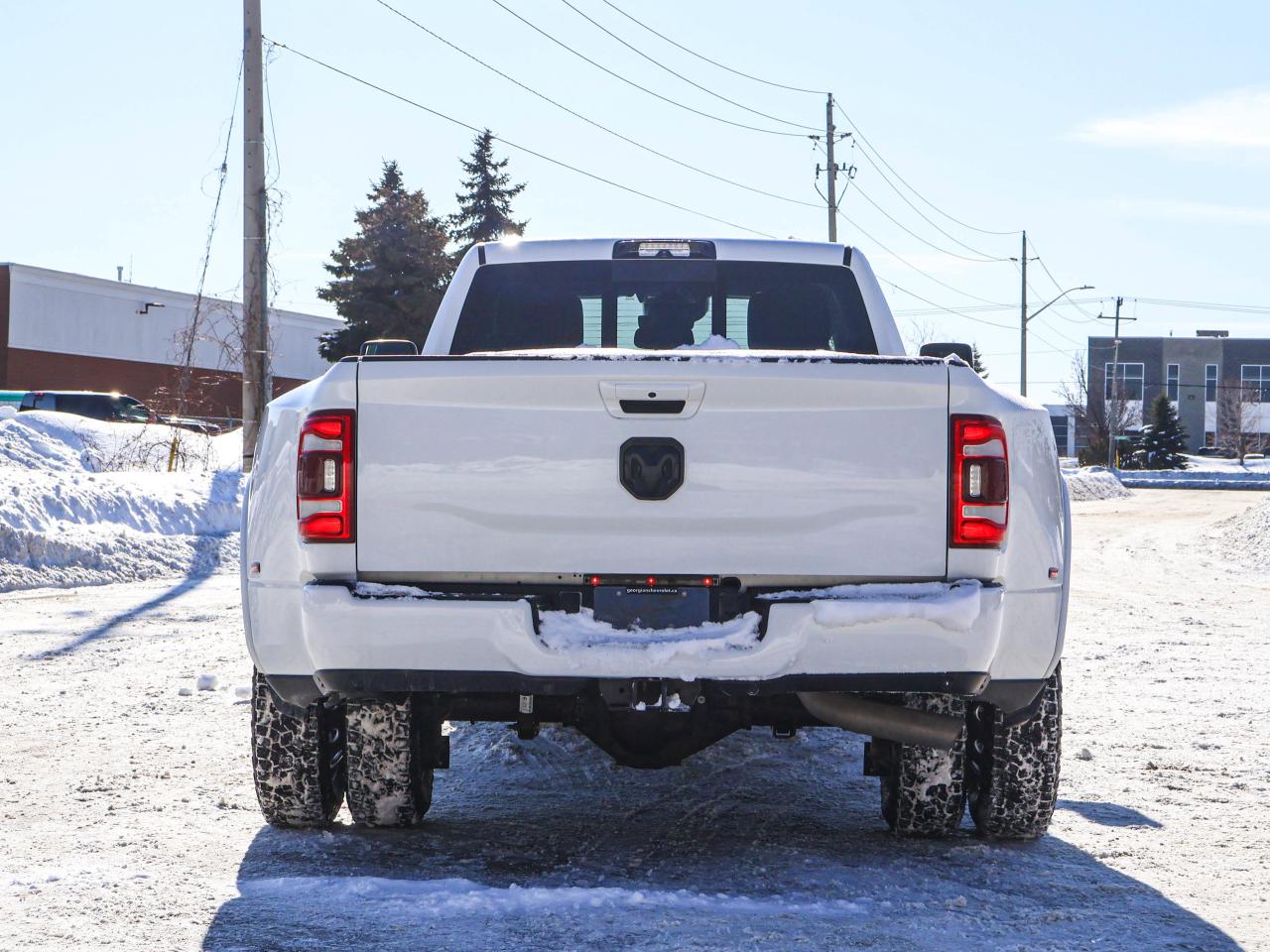 2024 RAM 3500 Limited Photo