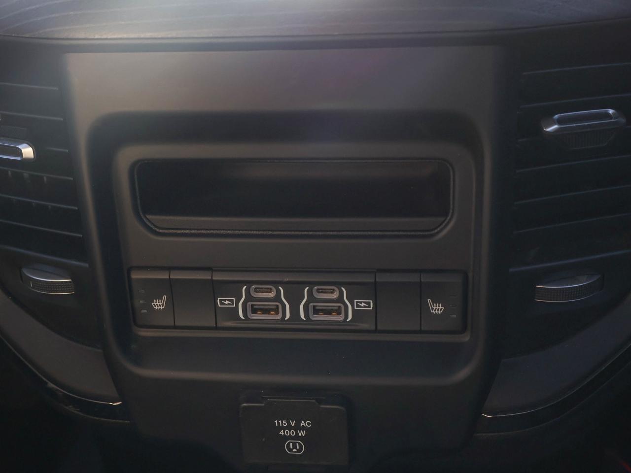 2024 RAM 3500 Limited Photo