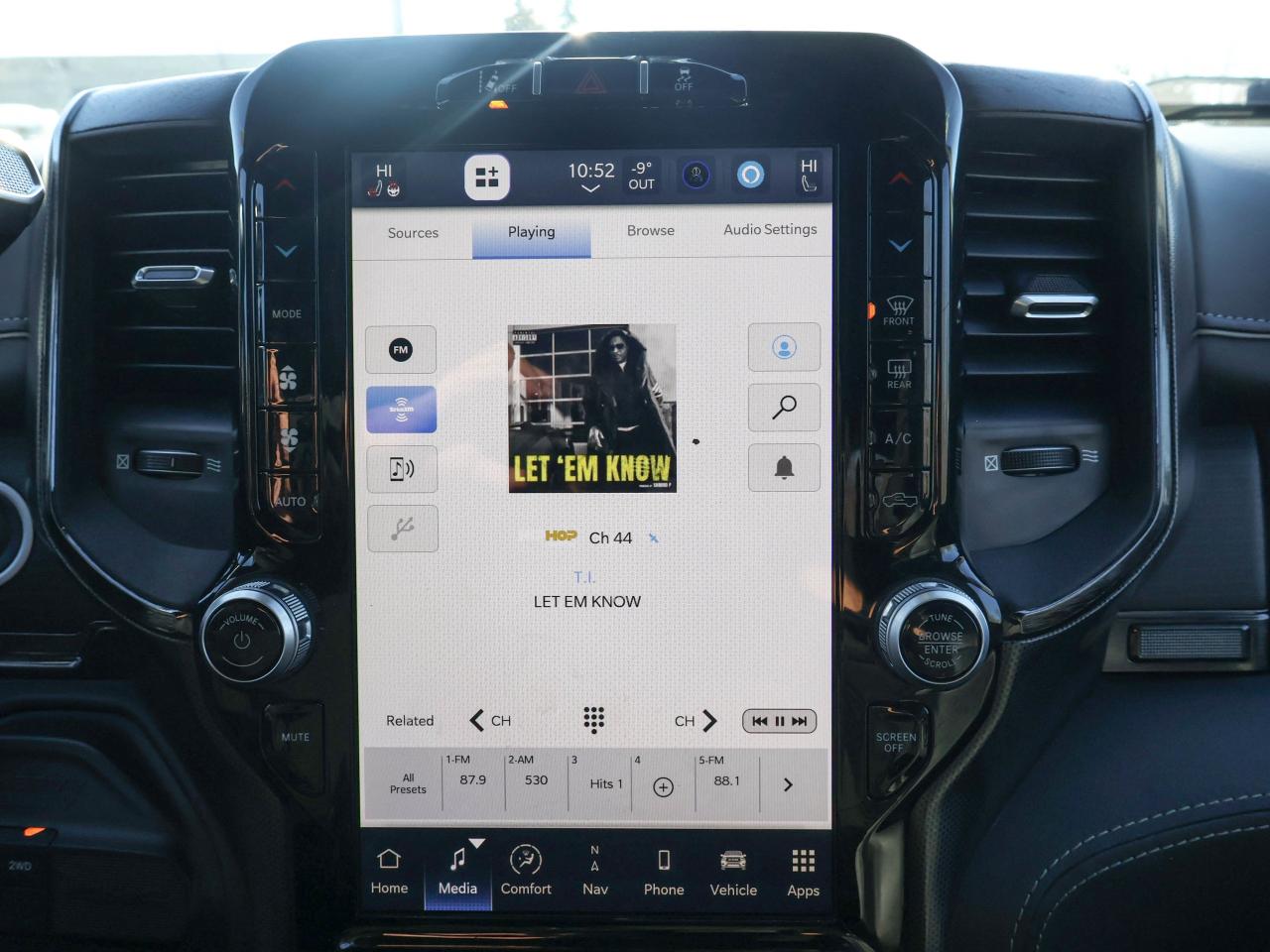 2024 RAM 3500 Limited Photo