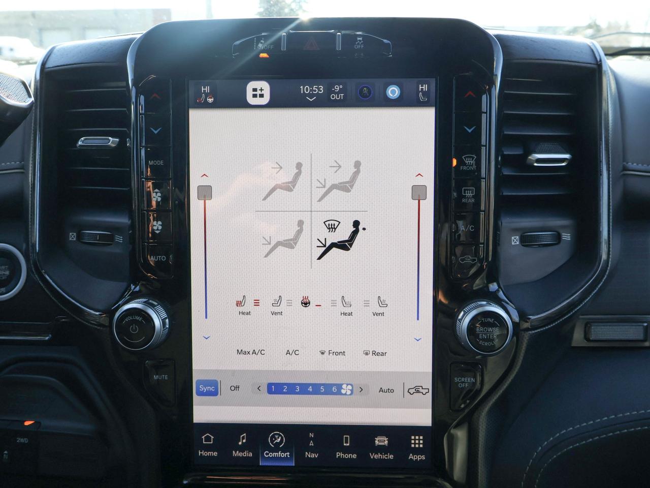 2024 RAM 3500 Limited Photo