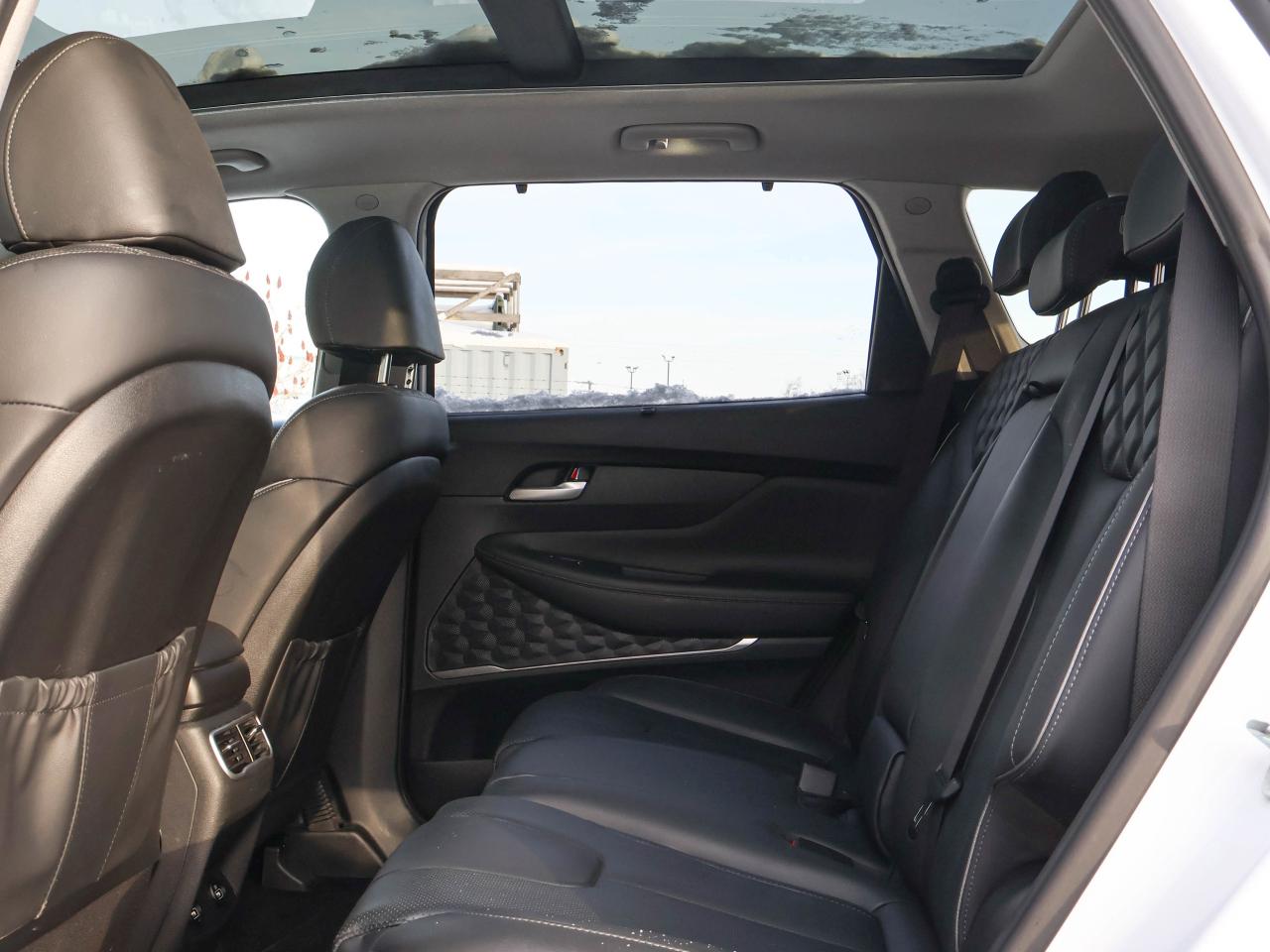 2023 Hyundai Santa Fe Plug-In Hybrid Luxury Photo